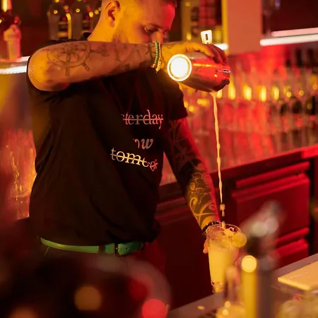 Nhow Frankfurt Отель