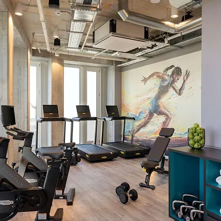 Nhow Frankfurt Szálloda 4*