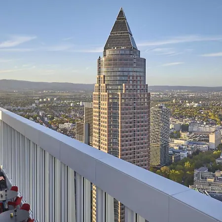 Szálloda Nhow Frankfurt 4*