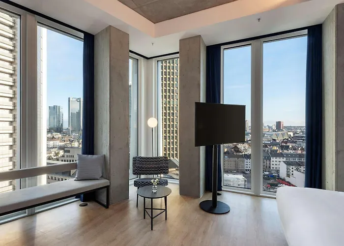 Отель Nhow Frankfurt 4*